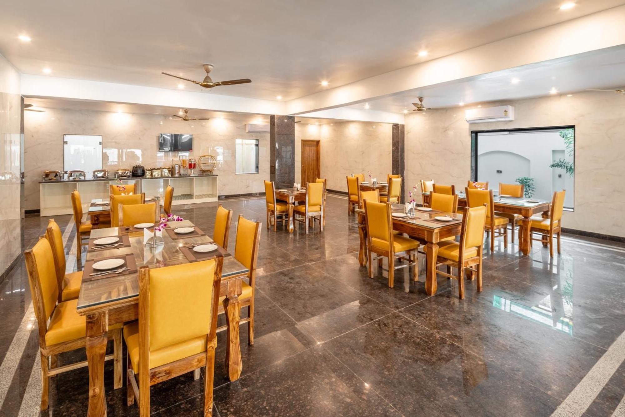 Lime Tree Hotel & One Bhk Serviced Apartment Noida - Sector 50 Metro المظهر الخارجي الصورة