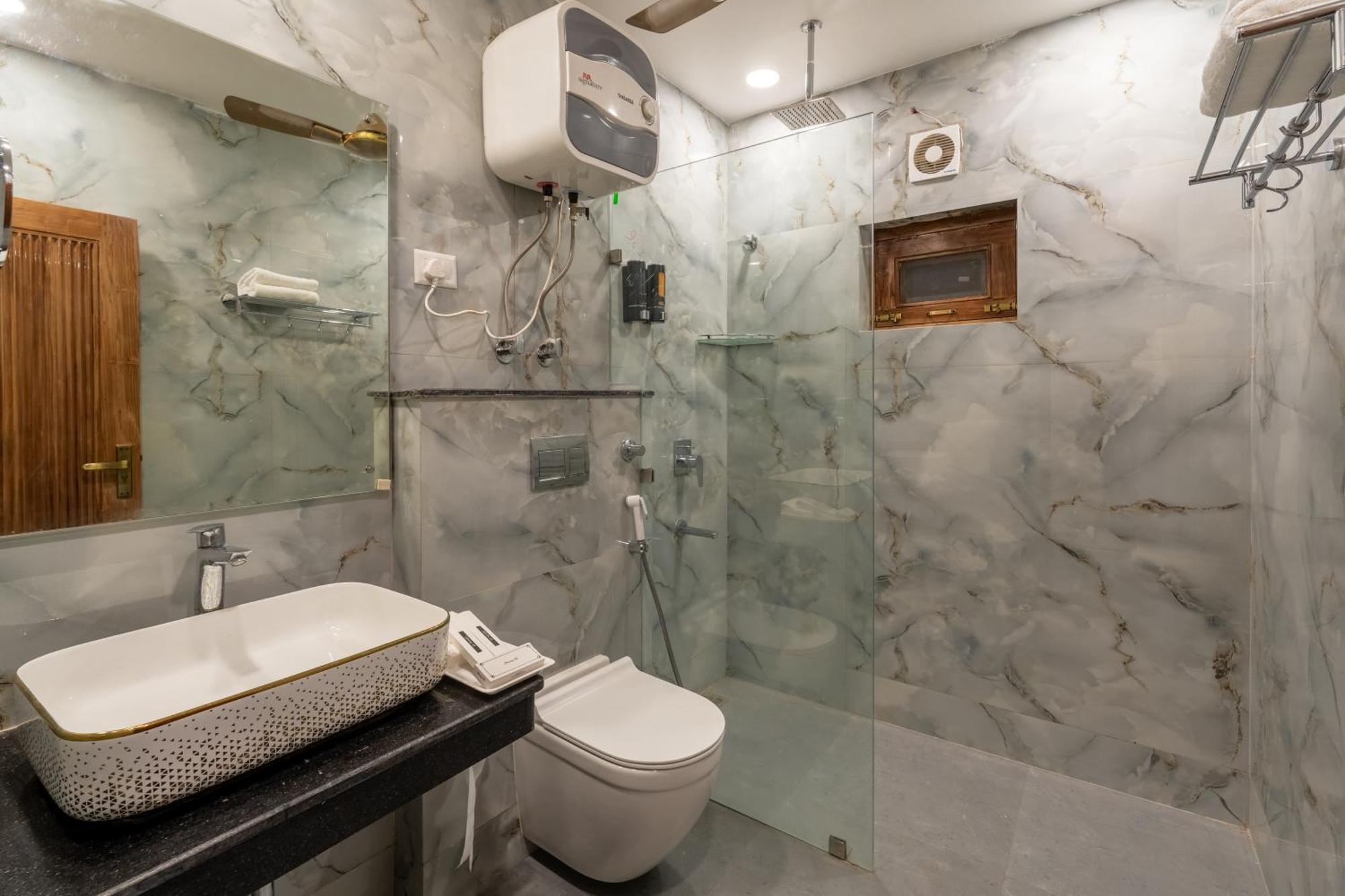 Lime Tree Hotel & One Bhk Serviced Apartment Noida - Sector 50 Metro المظهر الخارجي الصورة