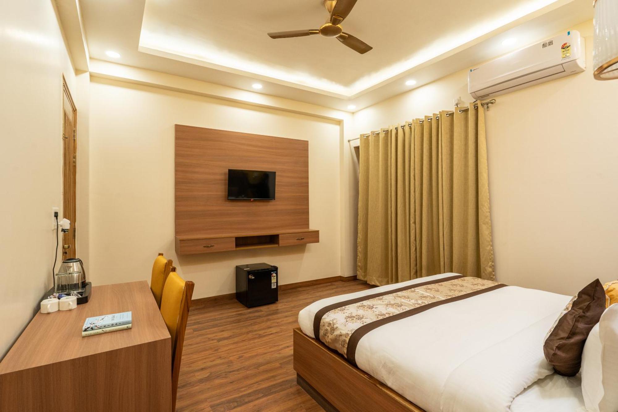 Lime Tree Hotel & One Bhk Serviced Apartment Noida - Sector 50 Metro المظهر الخارجي الصورة
